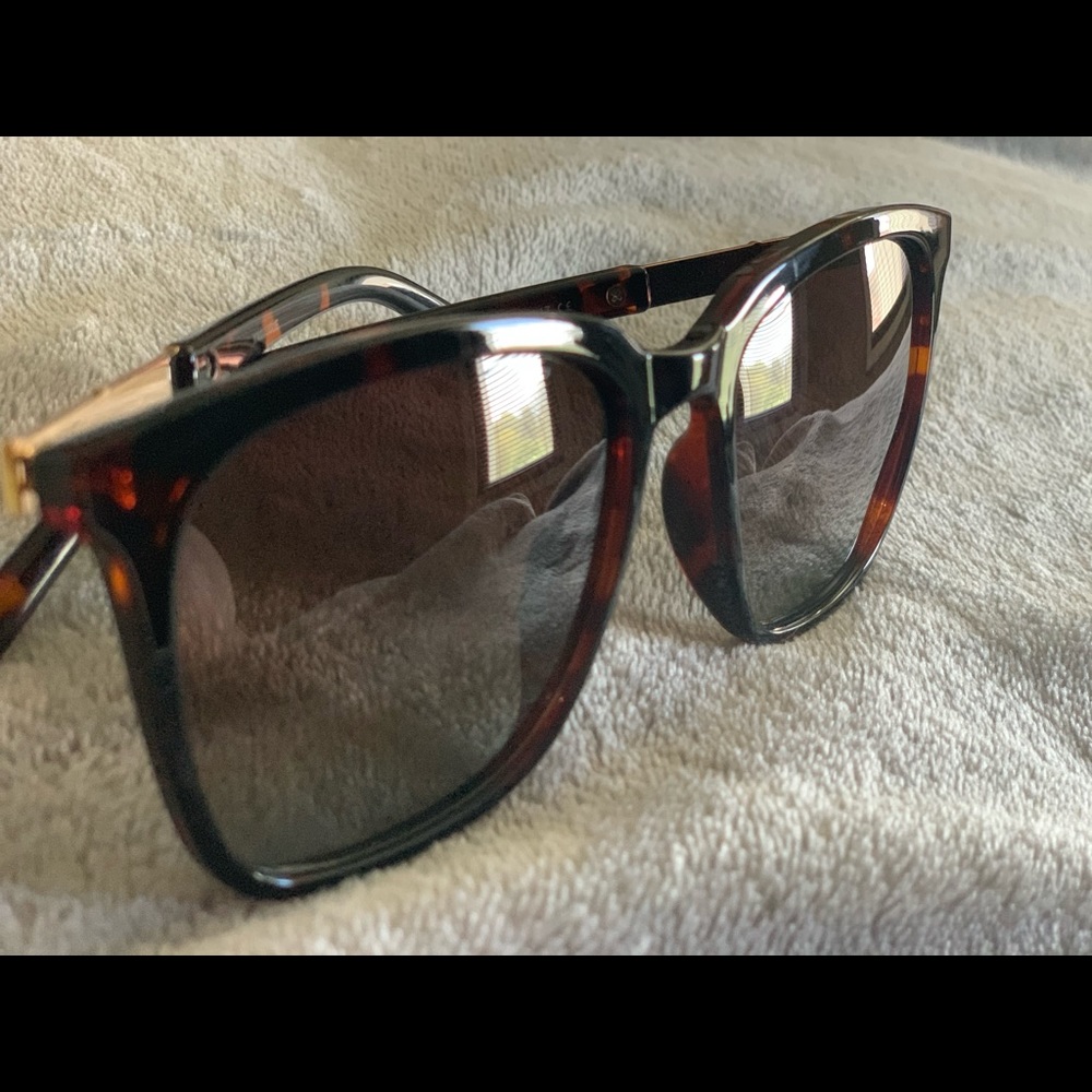 Brand new sunglasses